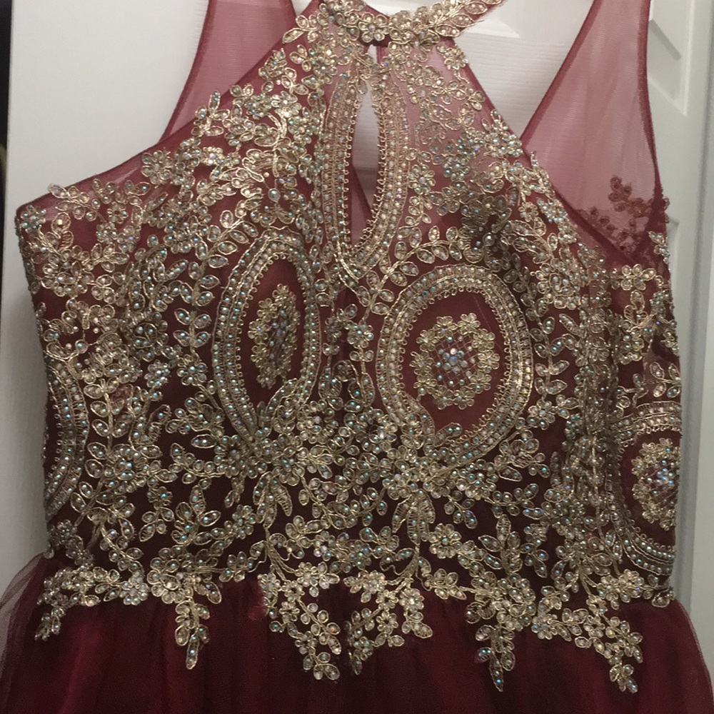 Prom dress - Picture 3 of 6